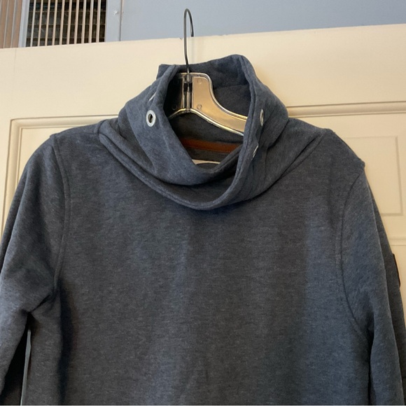 Wanakome Julissa Sweatshirt Navy Blue Womens Size S NWT Cowl High Neck - Picture 5 of 13